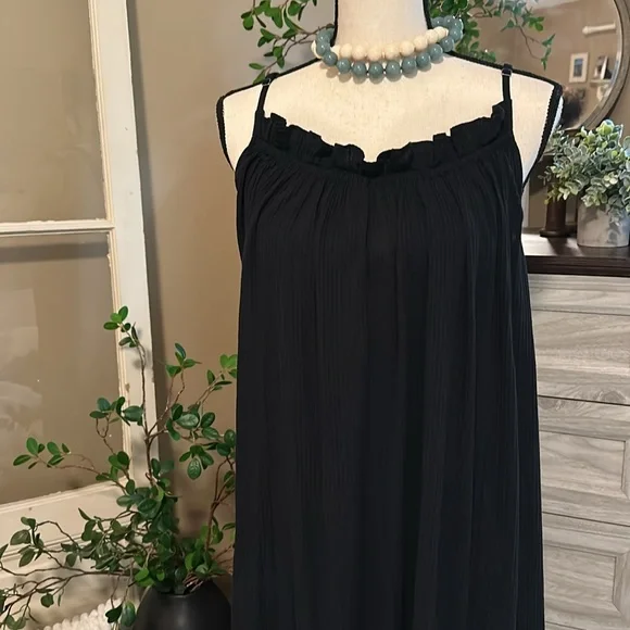 💵 J CREW Ruffle Beach Dress in Airy Gauze | Black - Picture 4 of 13